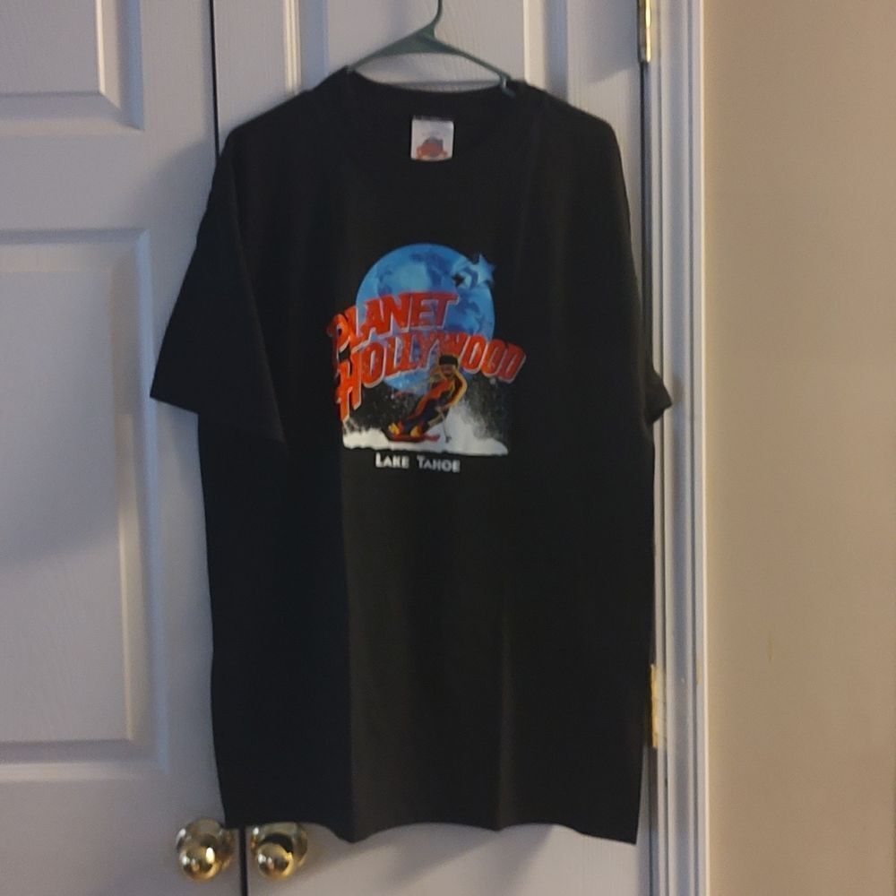 Vintage 1991 Planet Hollywood Lake Tahoe Ski Slope  Skier  T Shirt LG NWOT